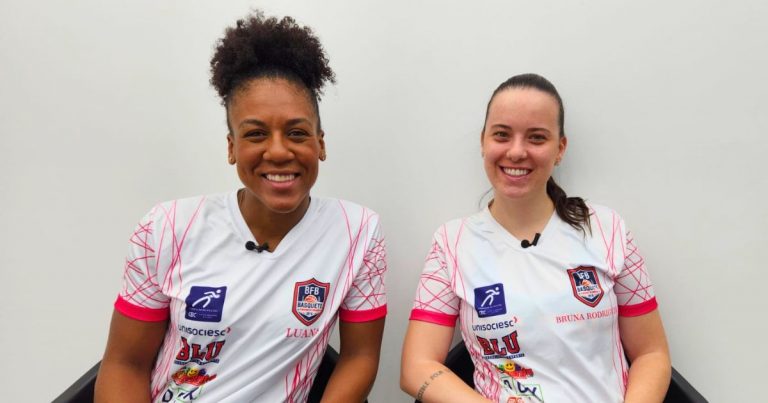 Bruna Rodrigues e Luana Batista de Souza, técnica e ala do basquete feminino blumenau